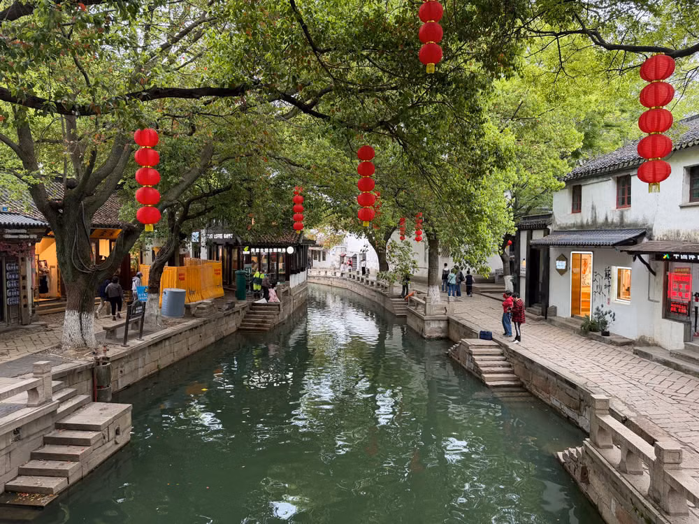 The canals of Suzhou and Tongli